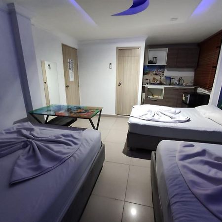 Aparta Hotel RodaderoPuerto de Gaira エクステリア 写真