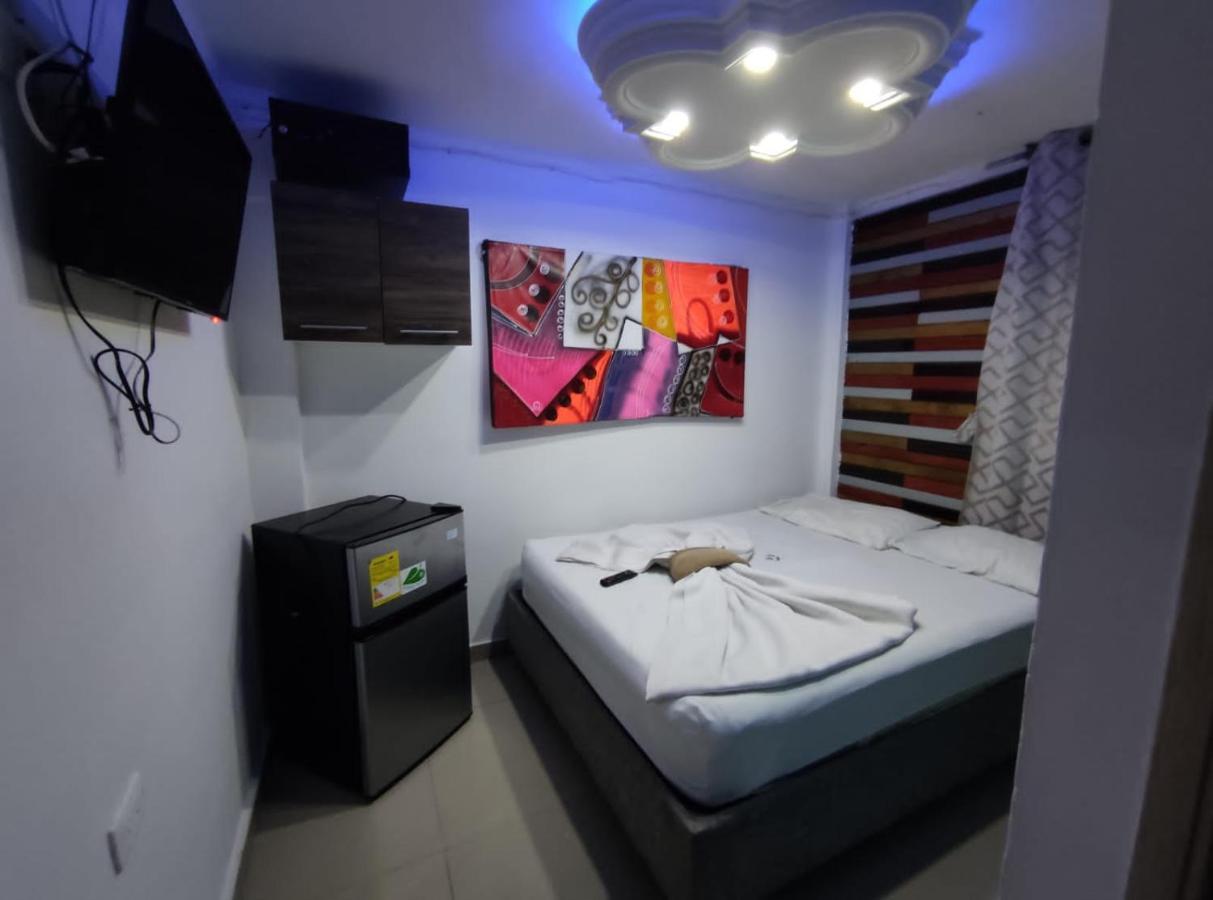 Aparta Hotel RodaderoPuerto de Gaira エクステリア 写真
